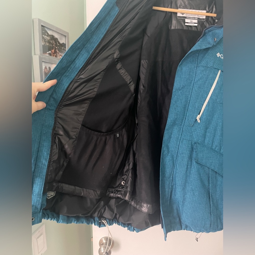 Columbia Jacket (Outer Shell And Down Insert) - image 4